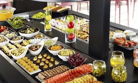 Campanile Strasbourg - Illkirch ホテル 2*